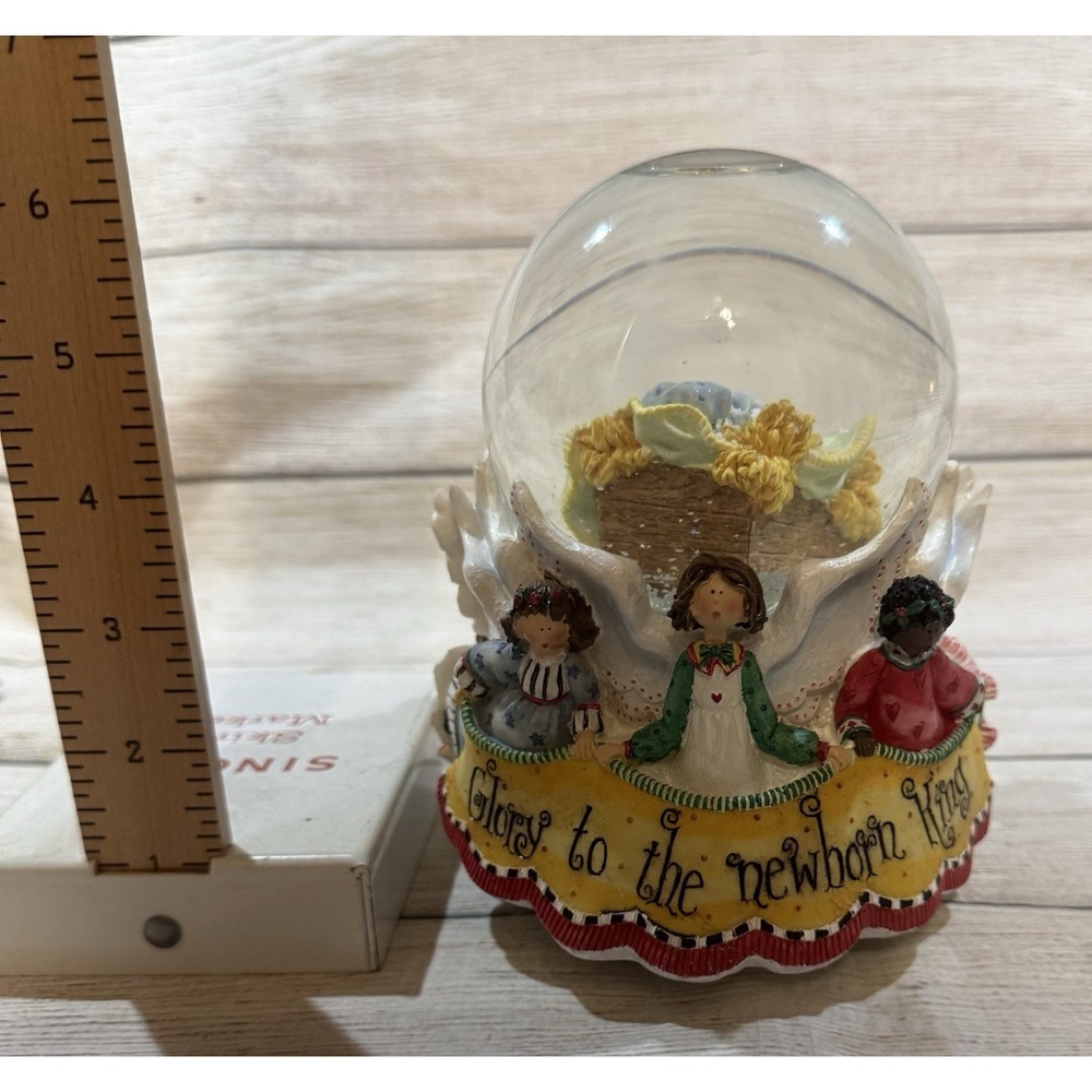 Dicksons Karla Dornacher Heaven Scent Musical Snow Globe Nativity See VIDEO - Picture 3 of 5